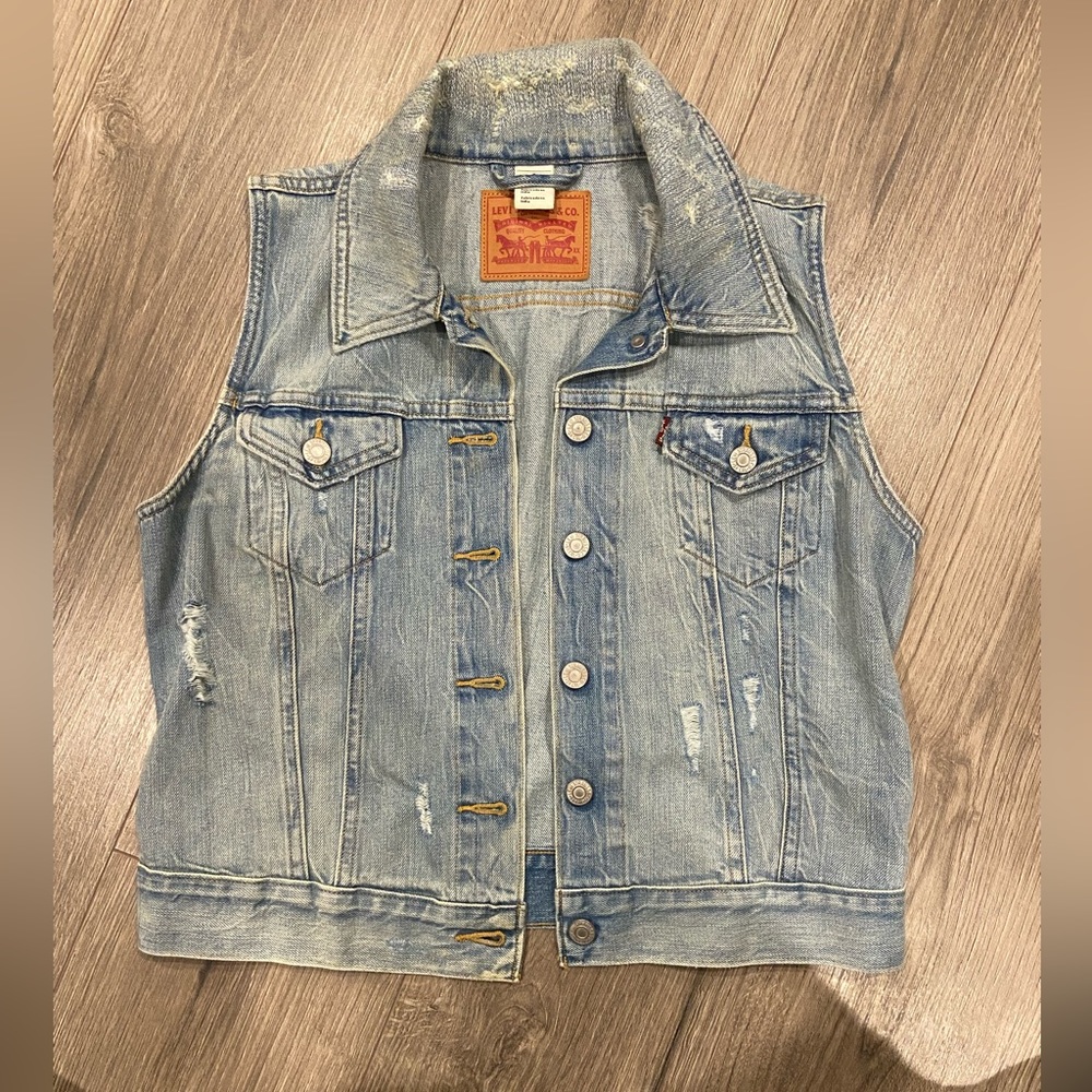 Levi’s Vest
